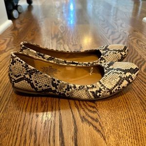 Python print ballet flats